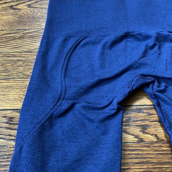 Lululemon In The Flow Crop ll Size 4 - Picture 11 of 16